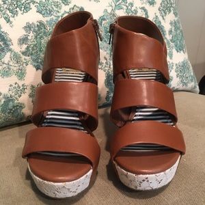 Gianni Bini Wedge Sandel